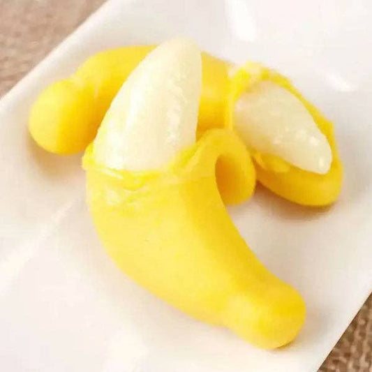 Showcase - PeelYums Peeling Gummies 3D Fruit Candy (3.5oz) Exclusive: Banana
